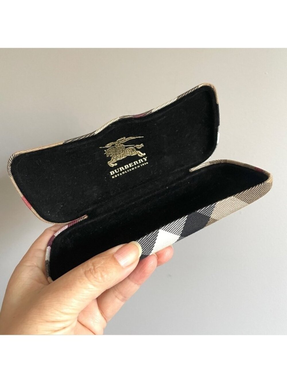 Burberry Nova Check Hard Eyeglasses Sunglasses Glasses Case 🇮🇹
